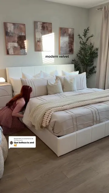 Respuesta a @𝓜𝓸𝓷𝔂𝓬𝓾𝓻𝓵𝓼 La cama más aesthetic y elegante que encontré en TikTok Shop 🤍✨ se ve muchísimo más cara de lo que cuesta y le dio un upgrade completo a mi cuarto  #bedframe #homedecor #bedroomupgrade #cozybedroom 