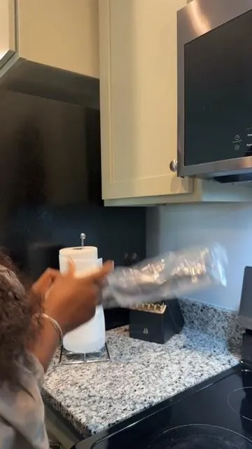 POV: you finally start organizing your kitchen like an adult 😭👏🏾 This under cabinet paper towel holder freed up so much counter space and I love how clean it looks. Easy install and definitely one of those “why didn’t I get this sooner?” purchases ✨🤷🏽‍♀️🤦🏾‍♀️ #KitchenOrganization #KitchenHacks #HomeOrganization #simplethingsinlife #TikTokShopFinds  