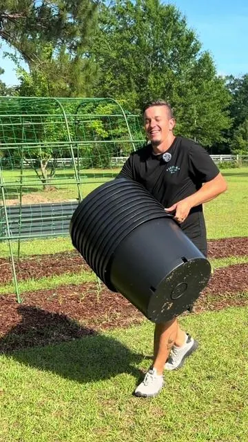 Just came back in stock and gardeners are grabbing them fast 🌱 #SummerVibes #tiktokshopspringglowup #newdropsforyou #GardeningTools #PlantTok 