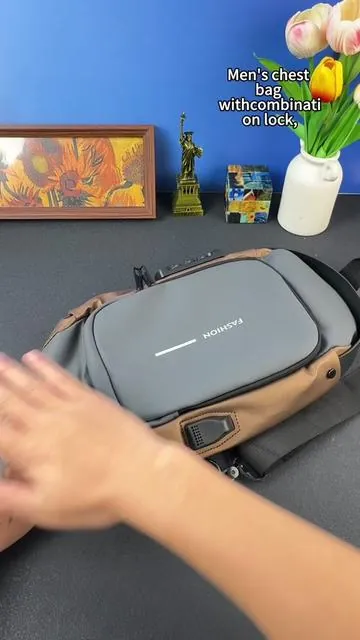 “Don’t let thieves ruin your trip. This anti-theft chest bag has a built-in lock, comfy fit, and looks good with everything.”#tiktokshopmemorialday 