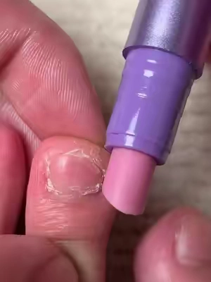 Get your nails looking fabulous with our cuticle pusher pen!! #qiek #cuticleoil #nails #Summervibes #cuticleprep