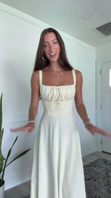the halara sale has STARTED YALL!! @Halara_official #halara #milkmaid #Superbrandday #summerdress #halaradress