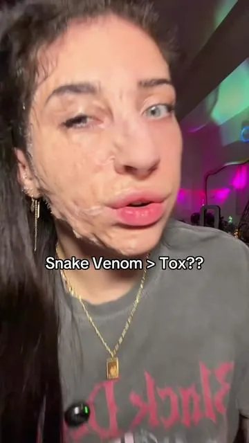 No Botox journey just got easier because not only do we have neuro peptides we now have snake venom peptides for anti aging and reducing the appearance of wrinkles 🤯 holy Korean skincare  #antiagingskincare #nobotox #skincareover30 #peptideserum #koreanskincareproducts  Not medical advice. Results may vary. 