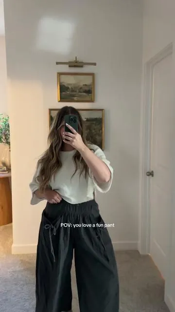 You need these if you love a fun, different pant to wear with your plain tops! #ootd #outfitoftheday #outfitinspo #outfitideas 