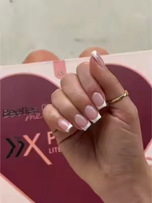 No more nail salons for me! . . . #nailkit #athomenails #pressonnails #pressons #manicure 