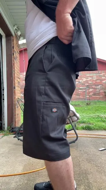 Dickies loose fit shorts! #tiktokshopmemorialday #dickies #workwear #summervibes #tiktokshopcreatorpicks 