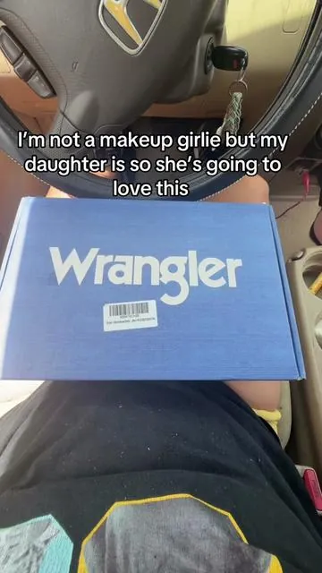 #wrangler #wranglerbag #makeupbags #makeup #forthegirls 