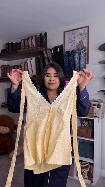 In love with this top🌼 #fyp#paratiiiiiiiiiiiiiiiiiiiiiiiiiiiiiii#vaquera#vaquerastyle#western