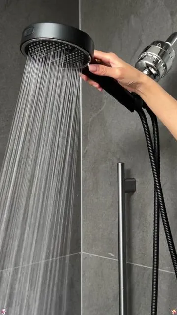 Six adjustable spray modes allow you to customize water strength to meet different bathing demands and body relaxation needs. #ShowerModes #SpaAtHome #Relaxation #HomeGadgets #ForYouPage
