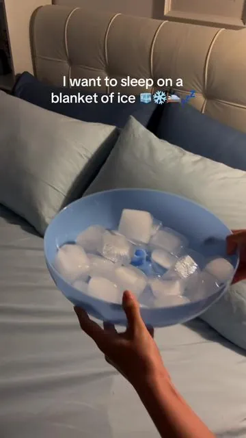 Life hack for hot sleepers #hotsleeper #sleephack #sleep #coolingblanket #TikTokShopMemorialDay 