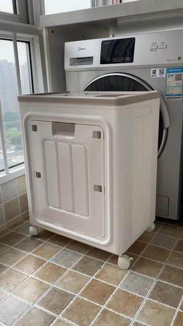 "Súper grande y con ruedas, ordenar tu clóset nunca fue tan fácil.  #large #capacity #storage #bin #organizer  "