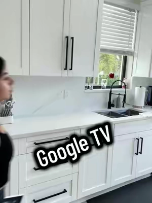 #SummerVibes #smarttv #googletv #portabletv @SKYWORTH Official 