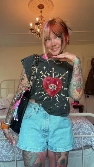 Add to cart, sis!! ❤️‍🔥 & don’t forget the  accessories!! They make the outfit 🔥  ##SummerVibes##alternativebaddie##alttiktok##altfashion##altgirl