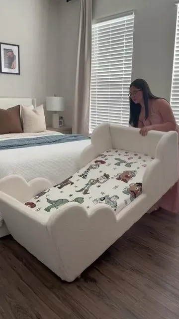 Camita para niños 👶🏻 🤍✨#bed #toddlerbed #babybed #bedroominspo #summerVibes 