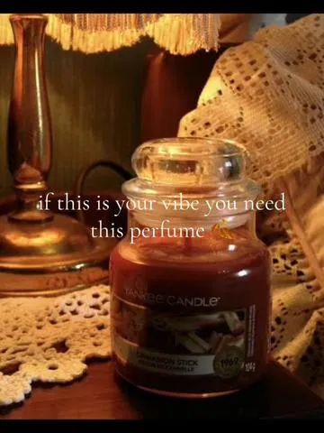 it smells so nostalgic i don’t know how to explain it 🌙 #fall #autumn #cozy #summerween #perfume 