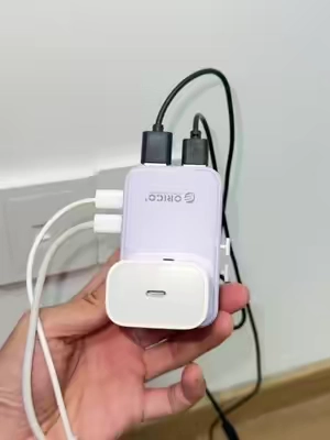 Who else got scammed paying double for adapters at hotels? 😤 #TravelEssentials #UniversalTravelAdapter #InternationalTravel #TravelHacks