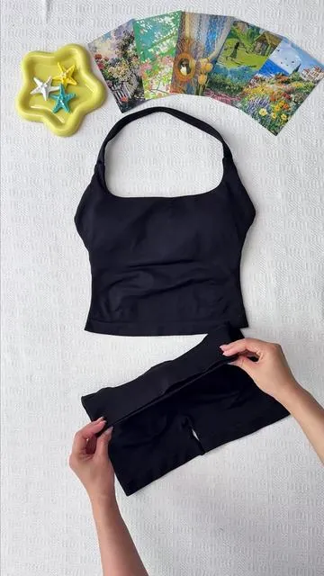 Soft yoga pants set brings relaxed summer workout vibe.🏋🏼‍♂️💕🎀#SummerVibes #tiktokshopmemorialday #DealsForYouDays #spotlightfinds #yogagirl 