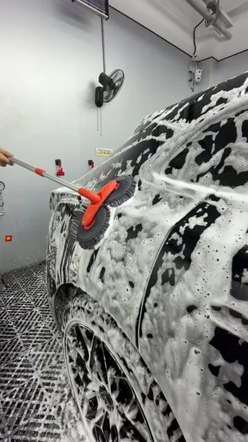 This handy car washing Mop has been great this Winter cutting down the time it takes to wash my vehicles. #Mop #carwashingmop #cardetailing #detailing 