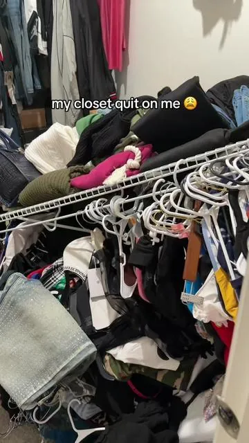 I had to look at the bright side, new closet!! #closetsystem #closetorganization #freestandingcloset #cyclysio 