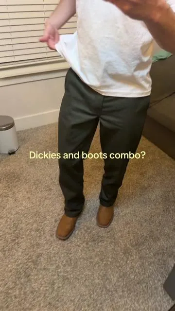 Dickies finally joined the shop with some HUGEEEE SALES! ⬆️ 