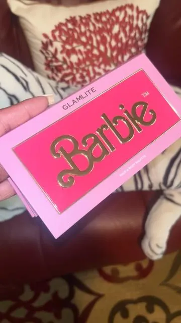 #glamlite #barbie #eyeshadow #eyeshadowpalette #makeup 