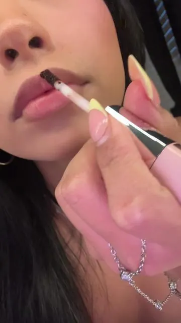 omgg i love this brown color this is shade coco bronze !! #lipstain #makeup #fyp #viral #liplumpinggloss 