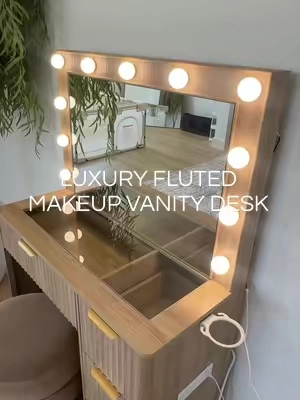 I can’t believe this was so affordable, it’s SO gorgeous 🤩 #vanity #makeupvanity #summervibes #memorialdaysale #dealsforyoudays 