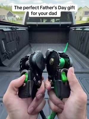 What dad wouldn’t want a set of these retractable ratchet straps #ratchetstraps #retractableratchetstraps #giftfordad #fatherdaygift #rhinosuperbrandday 