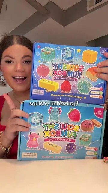 omggg no way i got glitter!!✨ #squishyunboxing #squishyhaul #squishies #mysterydumpling #viralsquishy 