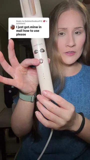 Replying to @Debbiethediva912 💋 #automaticcurler #curlinghairtutorial #curlingiron 