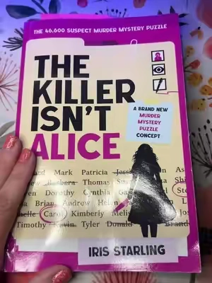 The killer isn’t Alice #thekillerisntalice #tiktoklive #puzzles #murdermysterybook 