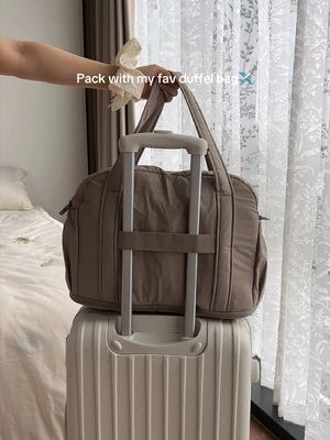 Quiet luxury aesthetic without the loud price tag. this expandable travel bag is a literal game changer✈️✨#bagsmart #travelbag #totebag #summerwins #tiktokshopdealsforyoudays 