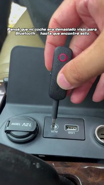 Tu coche viejo ahora tiene Bluetooth#BluetoothParaAuto#ReceptorBluetooth#BluetoothCoche#AUXBluetooth#AccesoriosParaAuto