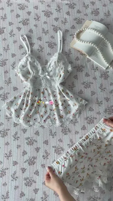 Can not pass up on these cute pajamas!!! 💐✨It's so comfy!!! #dealdrops #spotlightfinds #TikTokMadeMeBuylt #summeroutfit #pajamas