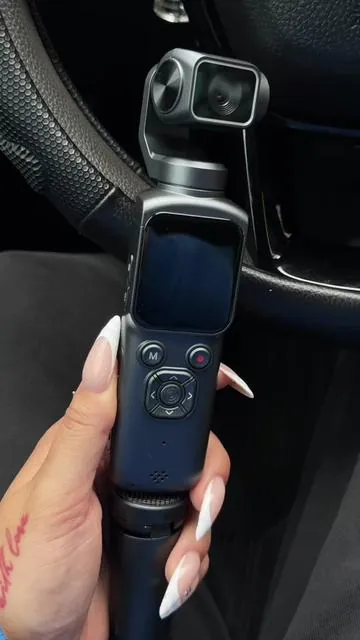 the quality is so good. It gives osmo but on a budget  #vloggingcamera #vlogging #osmopocket3 #vlogcamera #tiktokmademebuyitno1 