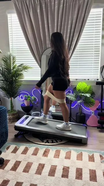 Merach INCLINE WALKING PAD TREADMILL!! 🔥🔥🔥 12% incline so much better for the glutes! 🍑  it also goes up to 4.0 speed!! With display lighting 💙 absolutely love this!! I don’t even need to leave the house!! Stay constant friends 🫶🏽 #walkingpad #treadmill #homeworkout #cardio #inclinewalk 