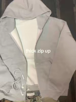 #zipuphoodie #fashion #fashioninspo #fypシ゚viral #greyzipup 