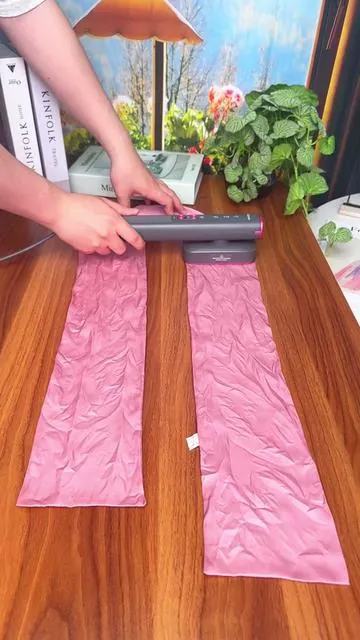 The viral TikTok steamer that’s actually worth every penny. 😭🙌#viral#Summervibes#ironing#steamer#WeeklyDeals
