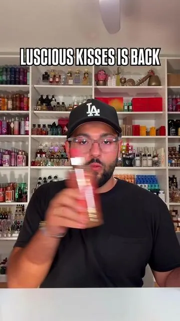 It’s back @Victoria's Secret brought back one of my all time favorite scents, Luscious Kisses. I’ve been begging them this for YEARS, and it’s now available on TikTok Shop #VSPartner #victoriassecret 