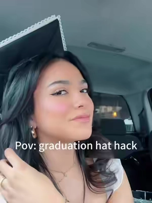 The key to this graduation cap hack is this headband!#classof2026 #senioryear #graduationcap #headband #fyp 
