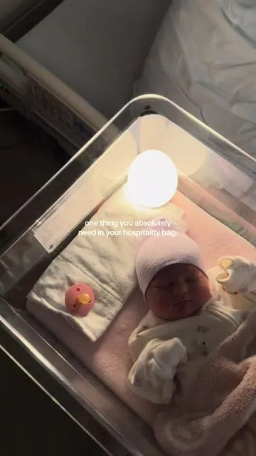this egg light became my little best friend those first few months 🥹 #egglight #laboranddelivery #hospitalbag #newborn #postpartum 