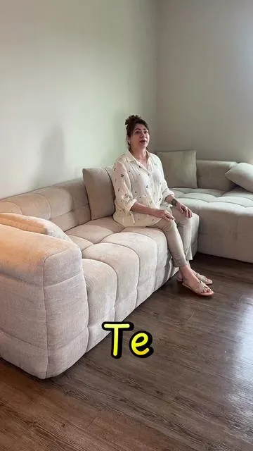 Sofas seccional moderno y comodos@Kerilyn@#chenillebonelesscouchwithlshapedchaisecomfymodularsectionalsofamodern#sofamodularsrccionalmodernochenille#tiktokshophome