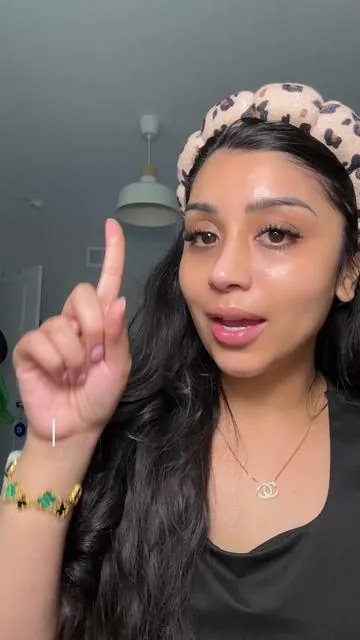 @beplain.shop cakey patchy makeup? Try this ! Korean beauty makeup prep to keep your skin smooth for makeup application :) #beplainiceglowduo #makeupprep #makeupbase #summerwins #tiktokshopcreatorpicks 