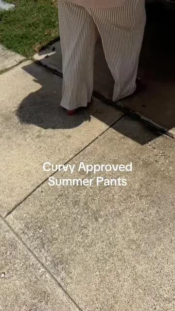 A lightweight pair of pants for plus size girlies who like casual comfortability #plussizepants #summerpants #casualpants #plussizefashion #eytino  @Eytino 