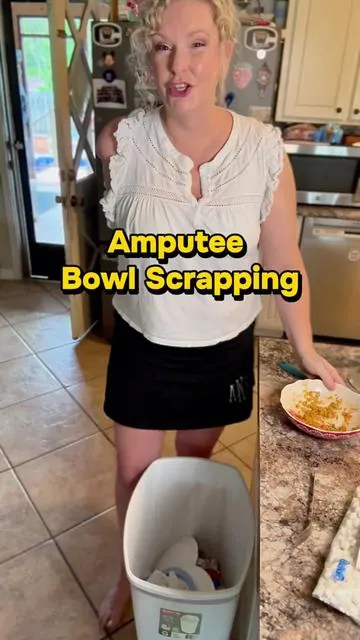 Don't take the little things for granted! And BUY the SPOONULAS! They are AMAZING! #spoonula #spoon #thelittlethings #amputee #onearm @BUNDLEPROS 