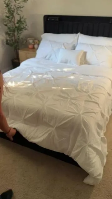 LOVE! I’m already planning on getting a king size for my main bedroom 😆 I love how much I can hide away under the bed! #liftupstoragebed #storagebed #storagehack #bedframe #dealsforyoudays 