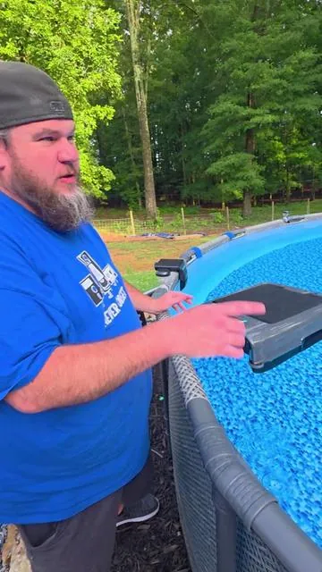 #aiper #poolskimmer #solarpoolskimmer #aiperpoolskimmer #pool 