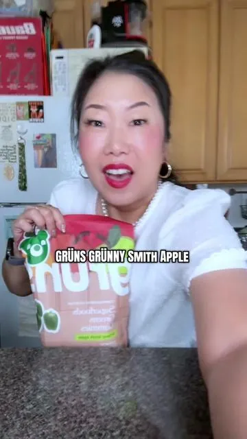 The easiest way to get comprehensive nutrition with a little pack of Grüns gummies! #gruns #gummies #dailynutrition #dealsforyoudays @Grüns 
