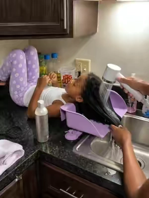 Every parent seems to already have this and I was late to it#tiktokshopmemorialday #familylife #bathtime #toddlercare #momlifehacks 