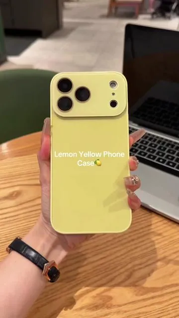 It's so pretty !!💛✨ #phonecases #springcolors #softaesthetic #fyp 